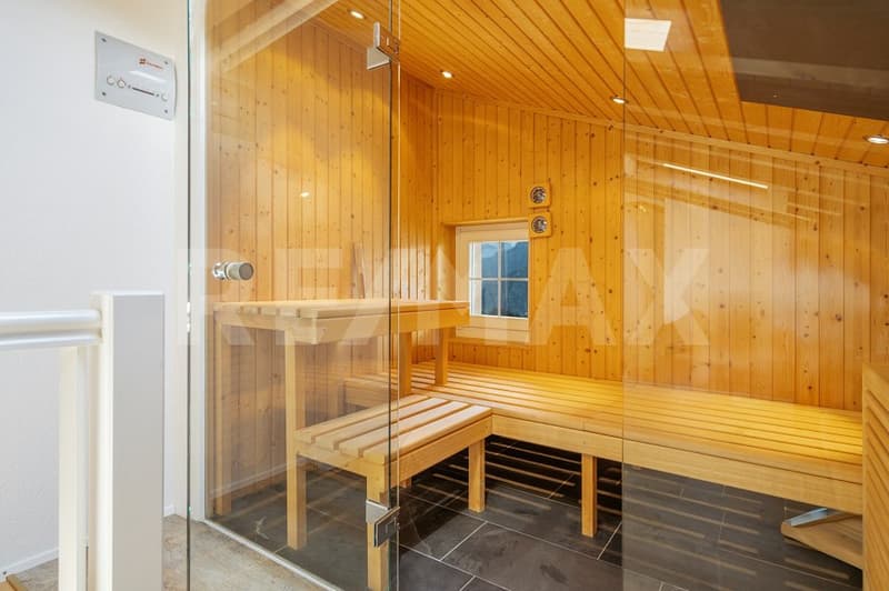 Exklusive 6.5-Zimmer-Maisonette-Wohnung über drei Etagen mit Wellness und unverbaubarer Panoramasicht (12)