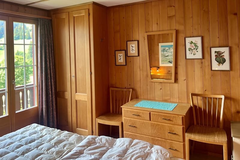 Ein kleines Bijou an traumhafter und spektakulärer Aussichtslage umgeben von grünen Wiesen (10)