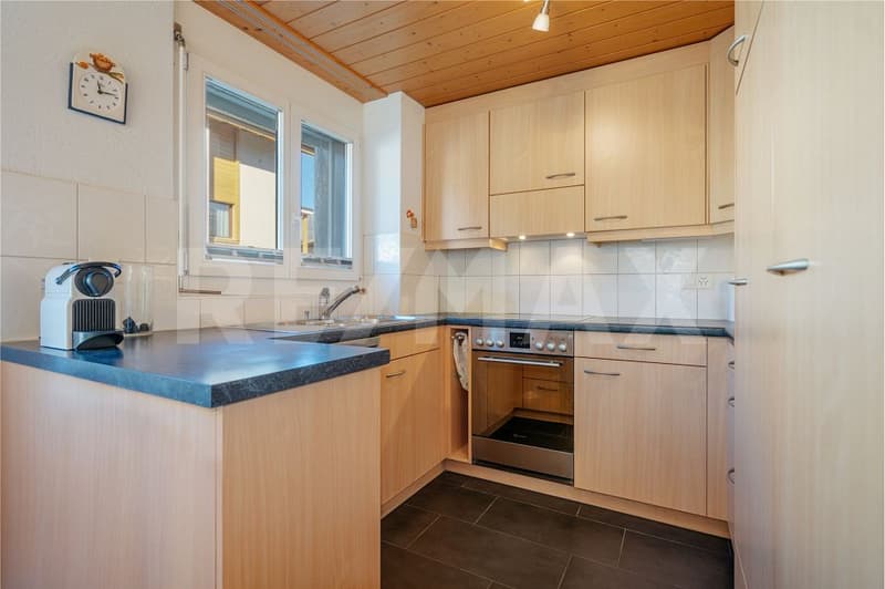 Attraktive 3.5-Zimmer-Parterrewohnung mit Gartenterrasse in Wilderswil (4)