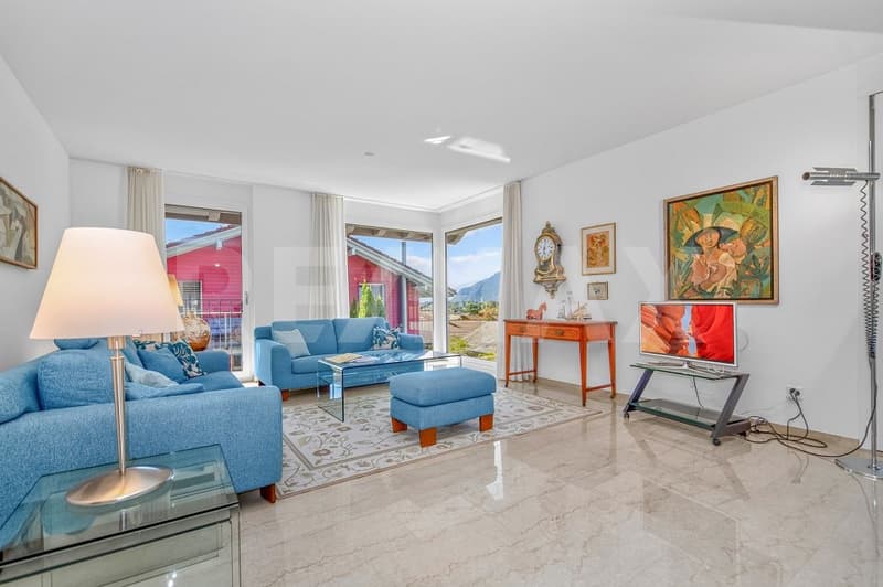 Exklusive 4.5 Zimmerwohnung mit wunderbarem Ausblick (6)