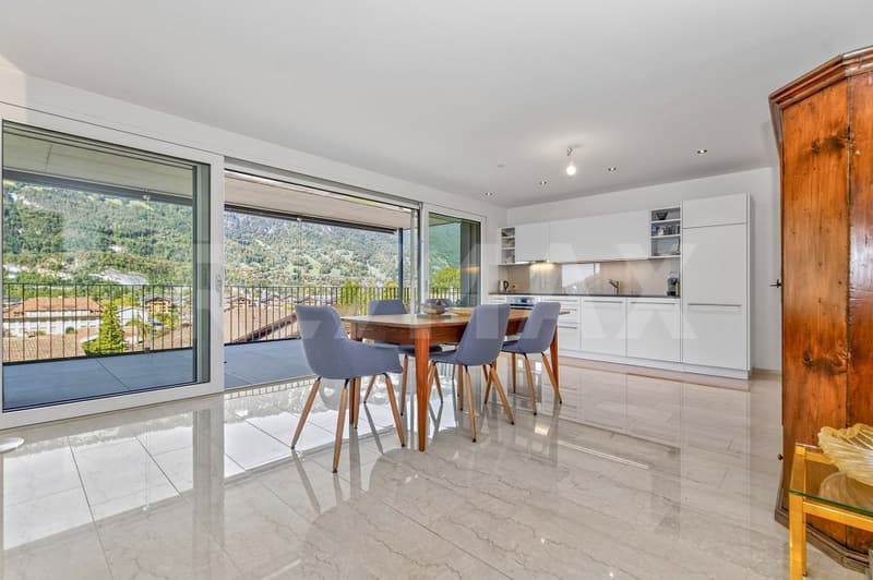 Exklusive 4.5 Zimmerwohnung mit wunderbarem Ausblick (8)