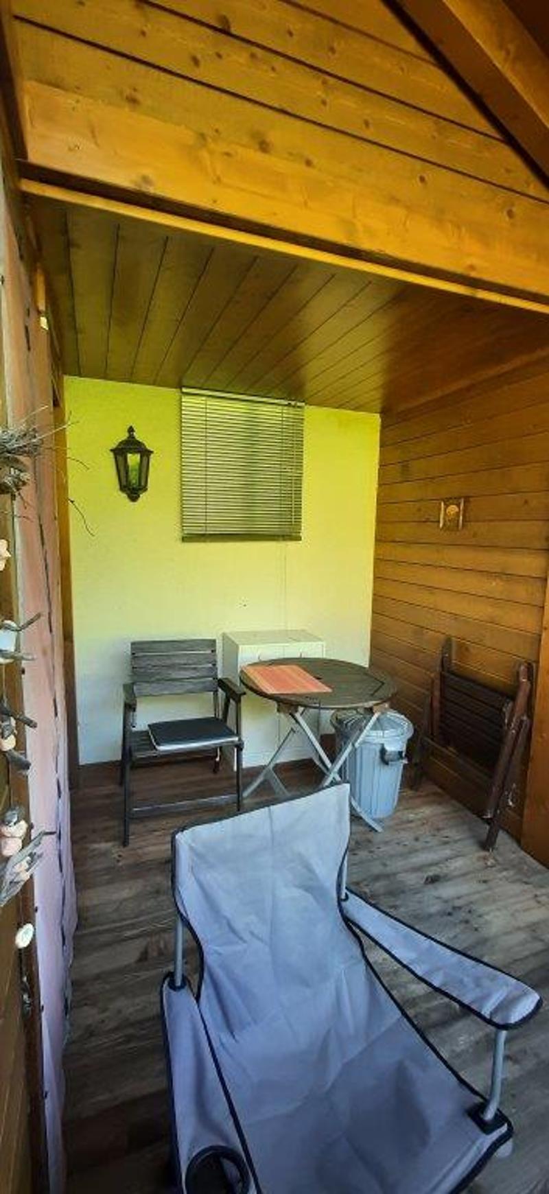 Ruhige 3.5 Zimmer - Wohnung mit Blick auf die Berglandschaft (4)