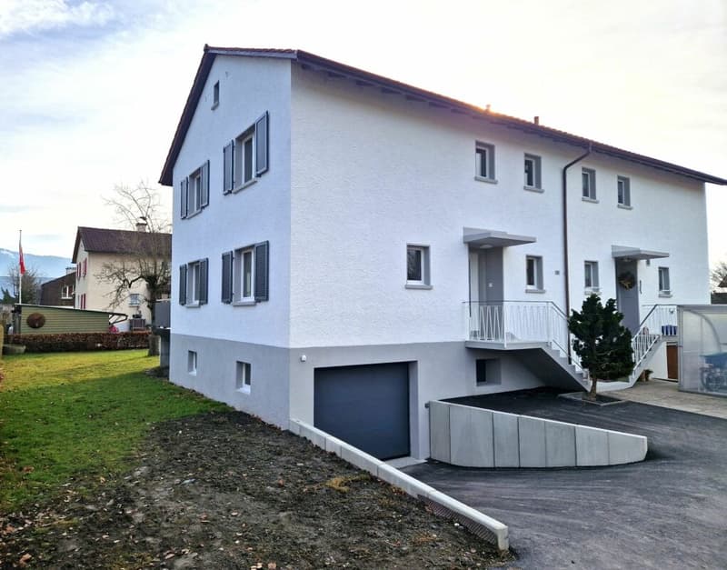 Maison mitoyenne rénovée dans un endroit idyllique et calme à Widnau (12)