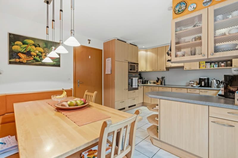 Grosszügiges Einfamilienhaus mit Einliegerwohnung (6)