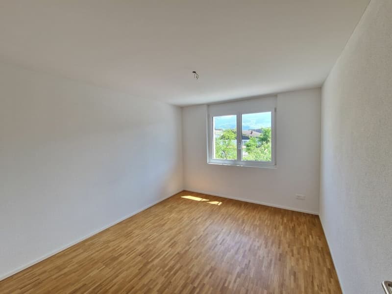 schöne moderne Wohnung mit viel Platz (4)