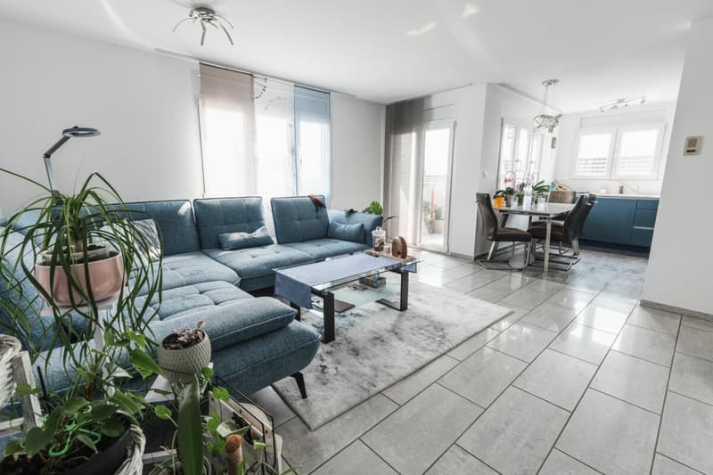 renovierte 4.5 Zimmer Wohnung an zentraler Wohnlage (3)