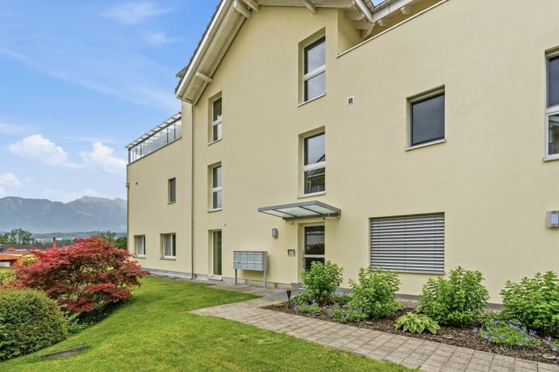 Exklusive Renditeliegenschaft an privilegierter Wohnlage in Sennwald (2)