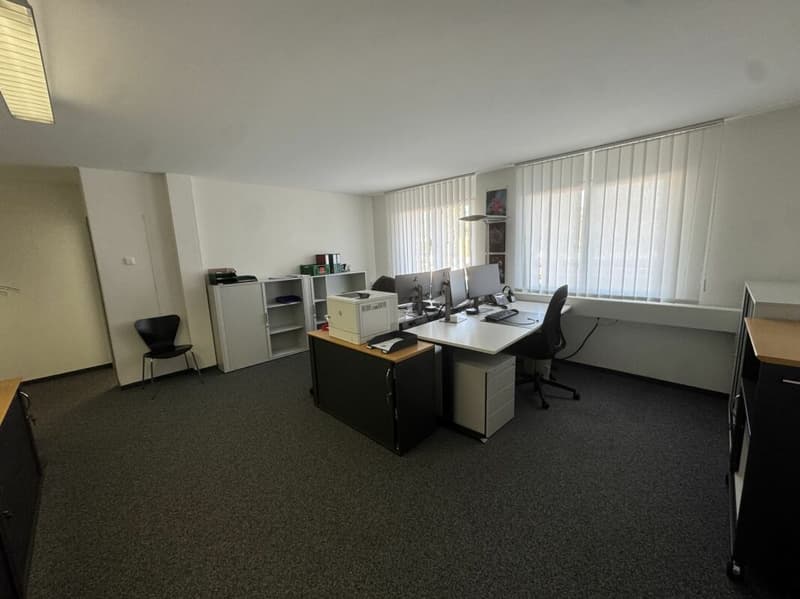 Grosszügige Gewerbefläche für Büro oder Praxis, 238 m² (6)