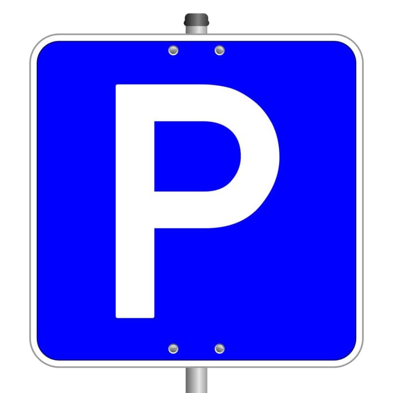 Aussenparkplatz (1)