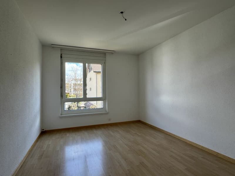 Schöne 3.5-Zimmer-Parterrewohnung mit Sitzplatz (3)