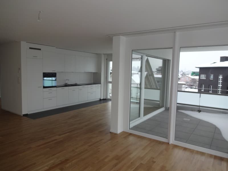 Spezielle 3.5-Zi. Wohnung mit grossem Balkon (4)
