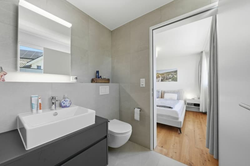 Wohnen mit Stil - Exklusives 6½-Zimmer-Eckhaus (15)