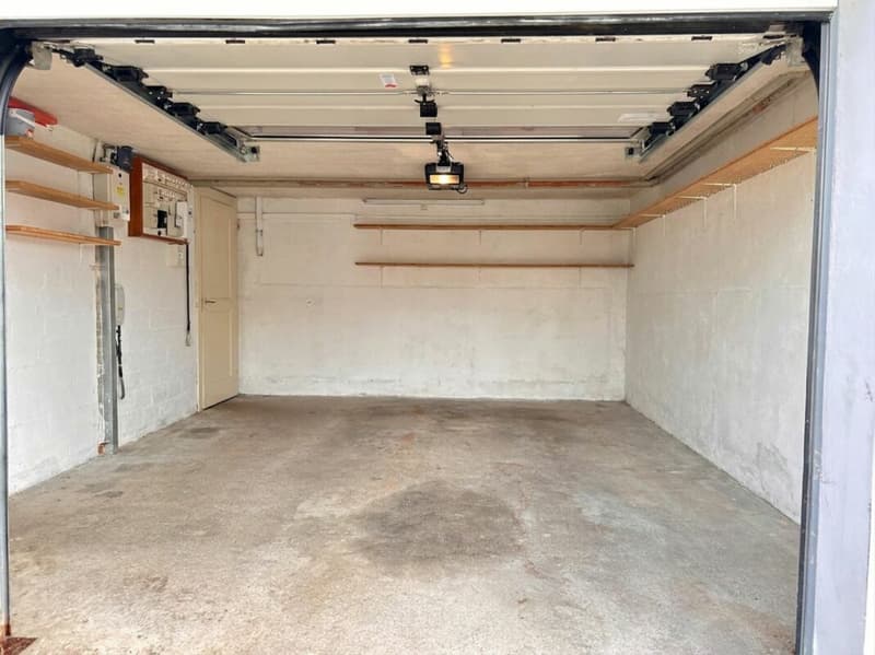 Reihen-EFH an sonniger Hanglage mit Garage (13)