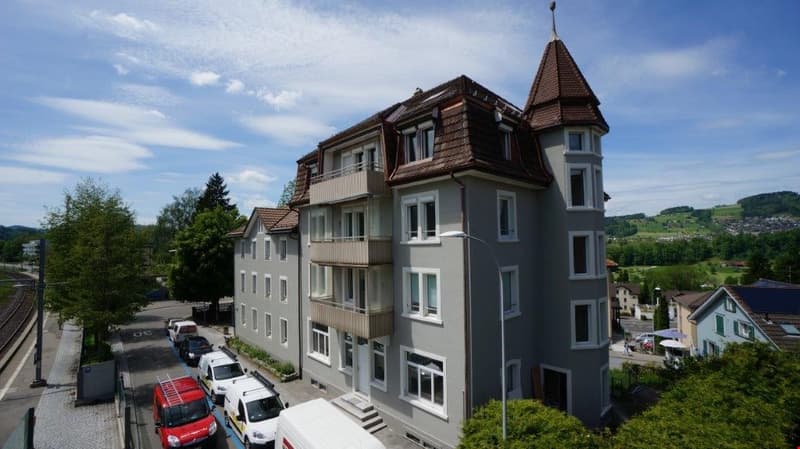 neuwertige 2.5 Zimmer-Wohnung EG zu vermieten (9)