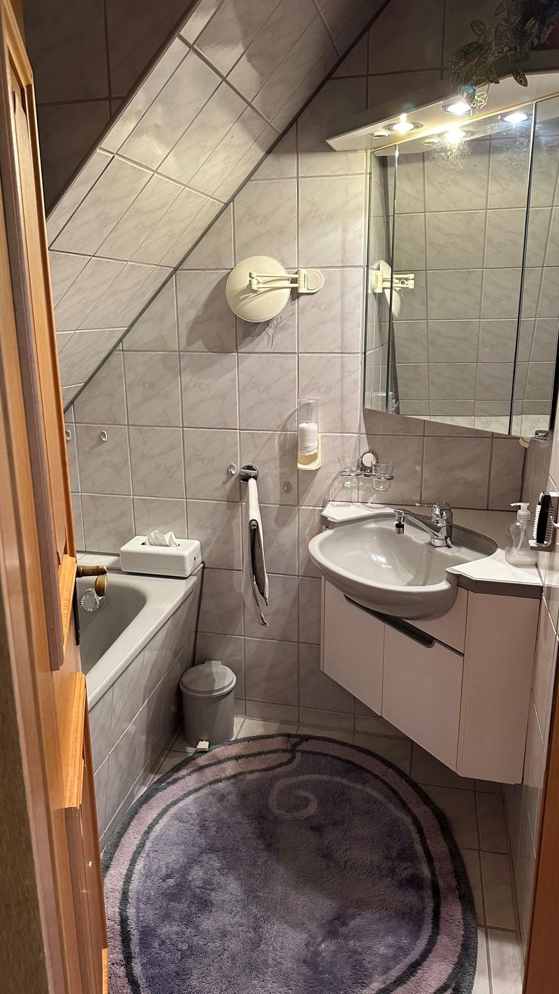 Charmante 5-Zimmer-Wohnung mit Seeblick in Rorschacherberg OHNE Lift (16)