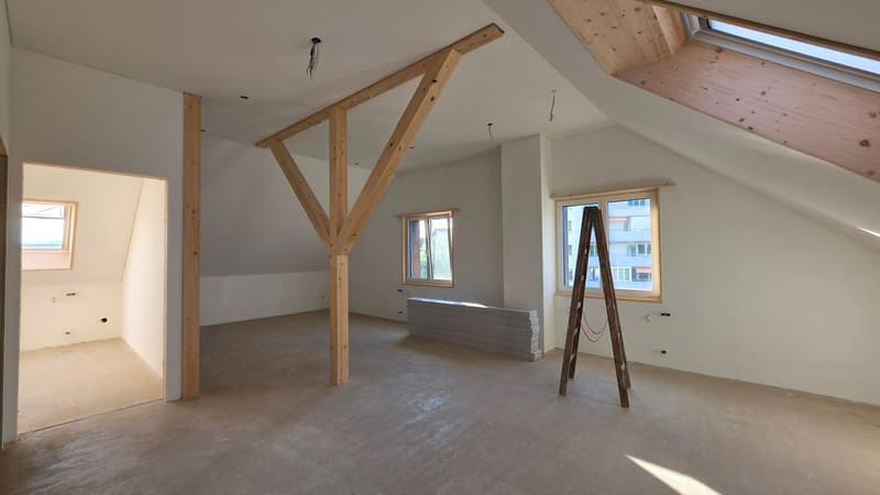 Charmante 2.5-Zimmer-Dachwohnung im Altbau an der Rosenstrasse, St. Margrethen (2)