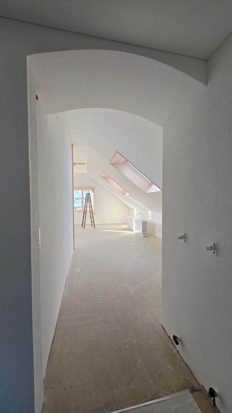 Charmante 2.5-Zimmer-Dachwohnung im Altbau an der Rosenstrasse, St. Margrethen (3)