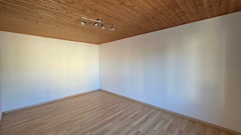 4.5-Zimmer-Wohnung im 1. OG (8)