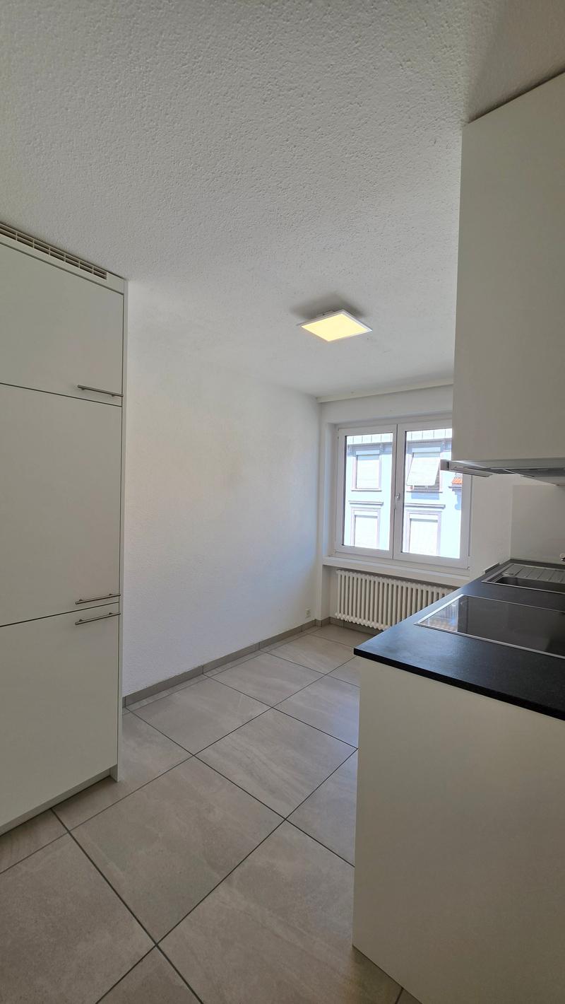 neuwertige 3.0-Zimmer-Wohnung im 3. OG (2)