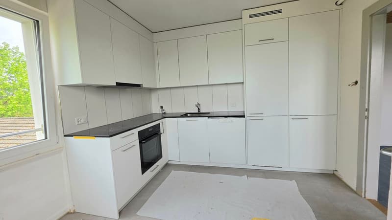 3.5 Zimmer-Wohnung 1.OG Ost mit Seesicht und Terrasse (7)