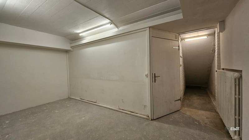sehr zentrale Gewerbeflächen zu vermieten (6)