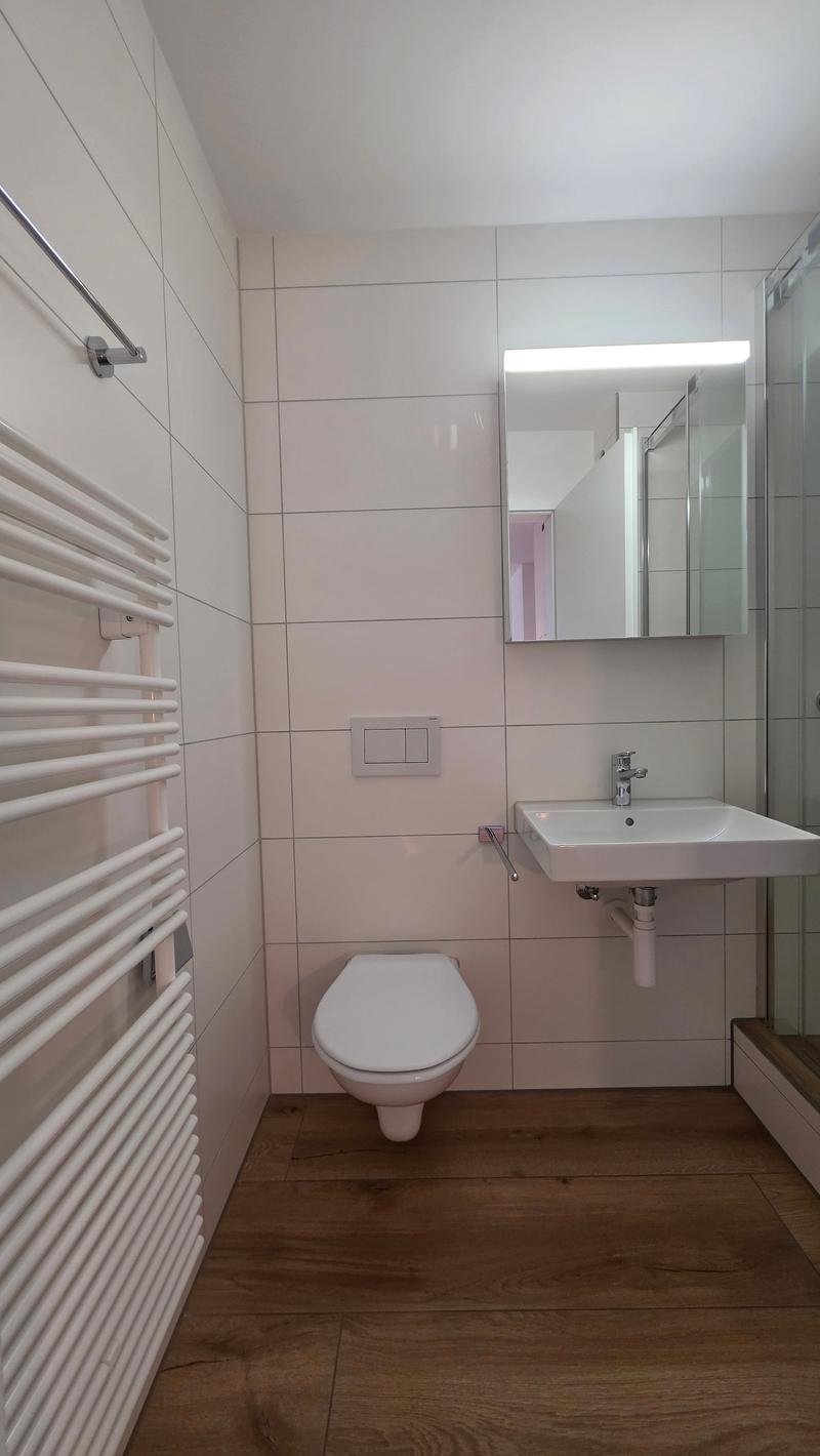 2.0 Zimmer-Wohnung im 1. OG mitte mit Balkon (9)