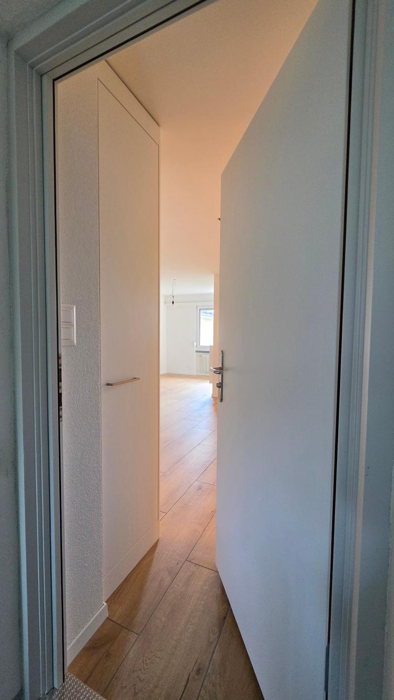 2.0 Zimmer-Wohnung im 1. OG mitte mit Balkon (2)