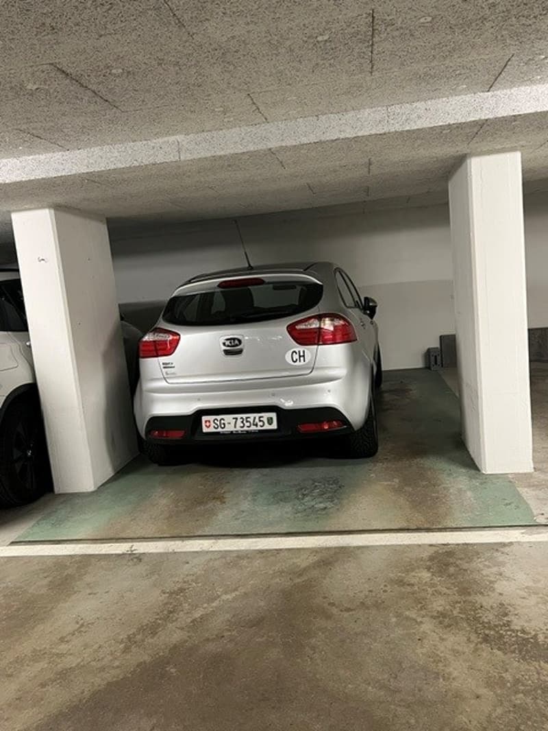 3.5 Zimmer-Wohnung im 1. OG mit Balkon (9)