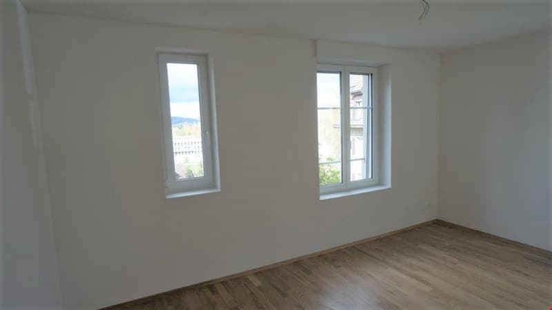 3.5 Zimmer-Wohnung 1. OG West mit Balkon (7)