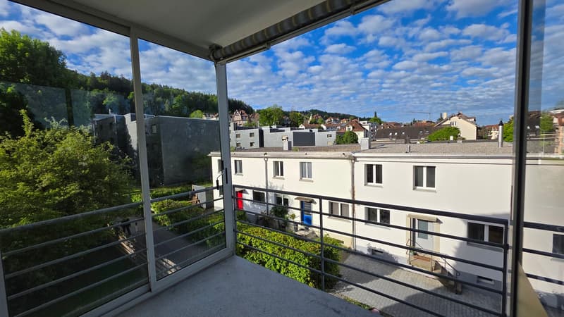 Helle 3.5-Zimmer-Wohnung mit Balkon an ruhiger Lage in St. Gallen (2)