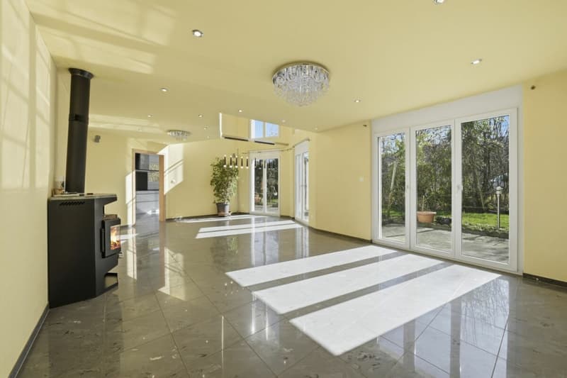 Vivere con comfort e spazio - casa familiare indipendente a Wittenbach (5)