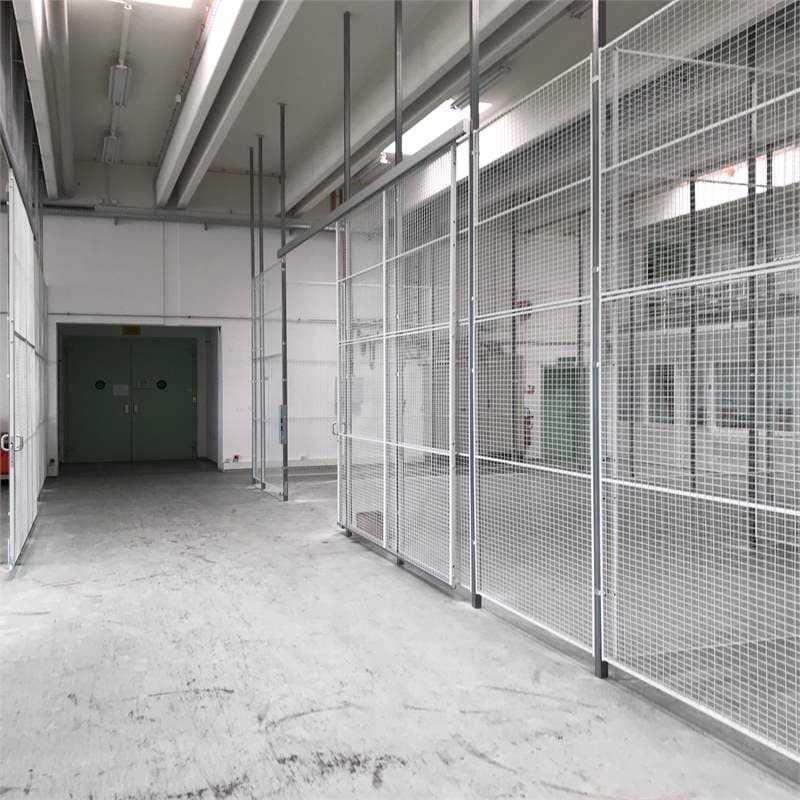 Lagerflächen mit 140m2 - Top Infrastruktur (2)