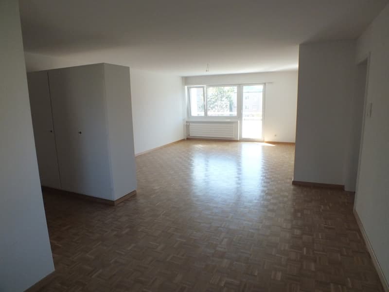 * CHARMANT und GEMÜTLICH * (2)