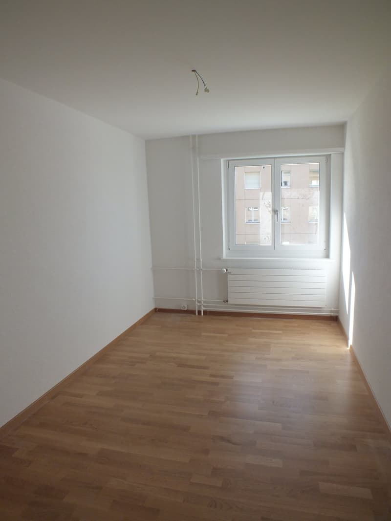 * CHARMANT und GEMÜTLICH * (5)