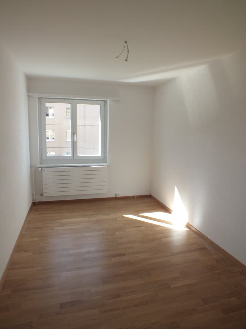 * CHARMANT und GEMÜTLICH * (6)