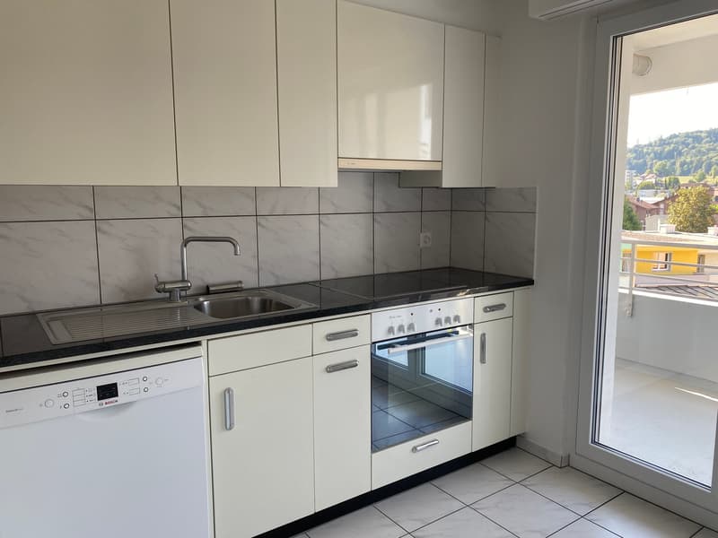 *Frisch renovierte 3-Zimmerwohnung mit zwei Balkonen* (2)
