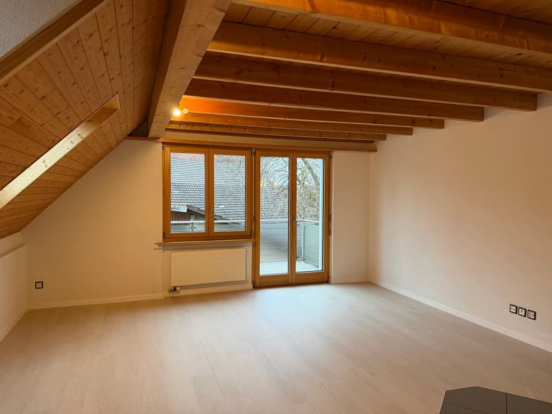 Grosszügige 5.5-Zimmer-Maisonettewohnung zum Wohlfühlen (2)