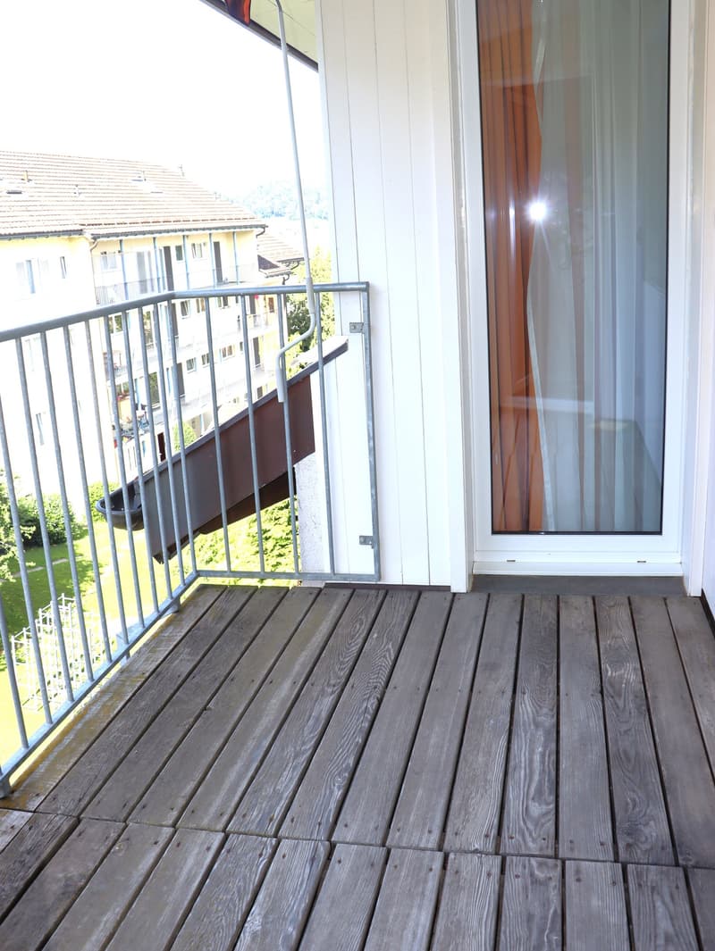 originelle 3.5 Zi.-DACH-Wohnung mit Balkon (13)