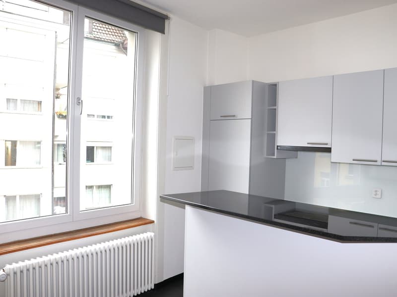 sehr ansprechende, geräumige 1.5 Zi.-Wohnung (2)