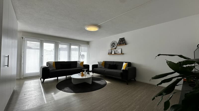FAMILIENGLÜCK IM ZENTRALEN WOHNQUARTIER (2)