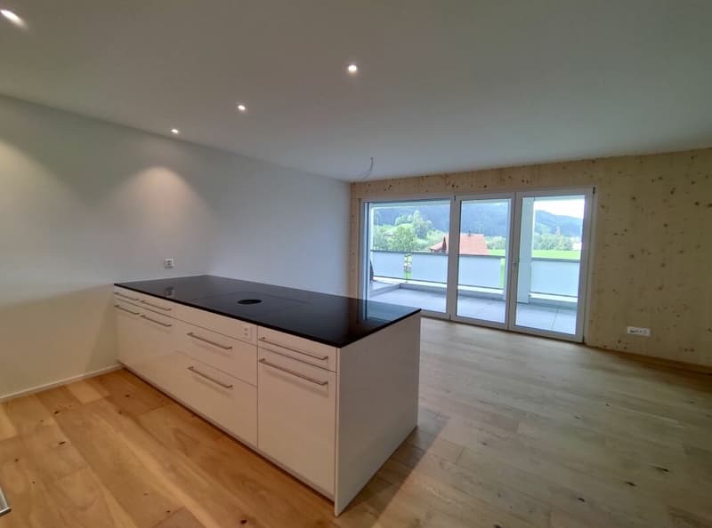 HOCHWERTIG UND MODERN AUS REGIONALEM HOLZ (1)