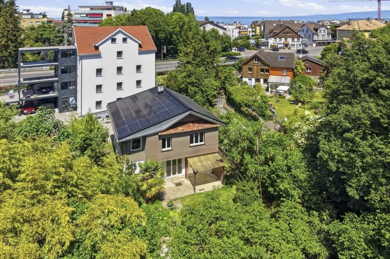 Idyllisches, zentral gelegenes Einfamilienhaus mit Gartenparadies und viel Umschwung (41)