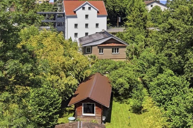 Idyllisches, zentral gelegenes Einfamilienhaus mit Gartenparadies und viel Umschwung (44)
