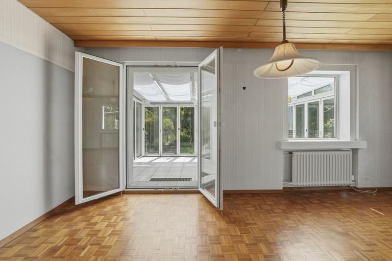 Charmantes Doppel-Einfamilienhaus mit Wintergarten und Garage an traumhafter Lage (10)