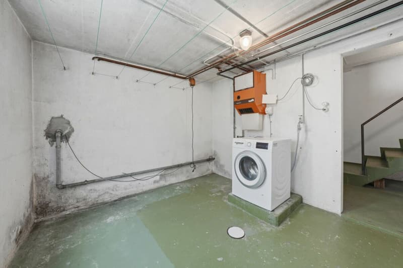 Charmantes Doppel-Einfamilienhaus mit Wintergarten und Garage an traumhafter Lage (28)