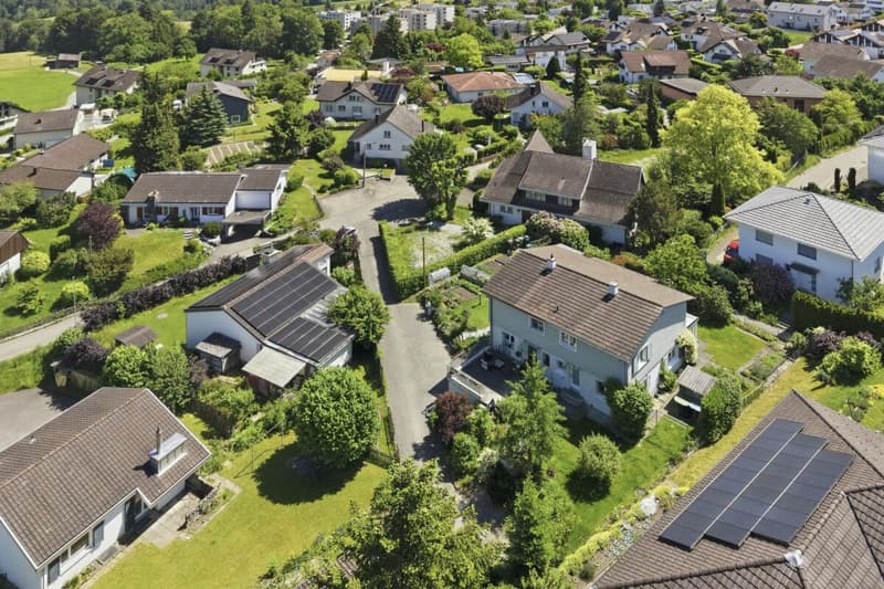 Charmantes Doppel-Einfamilienhaus mit Wintergarten und Garage an traumhafter Lage (42)