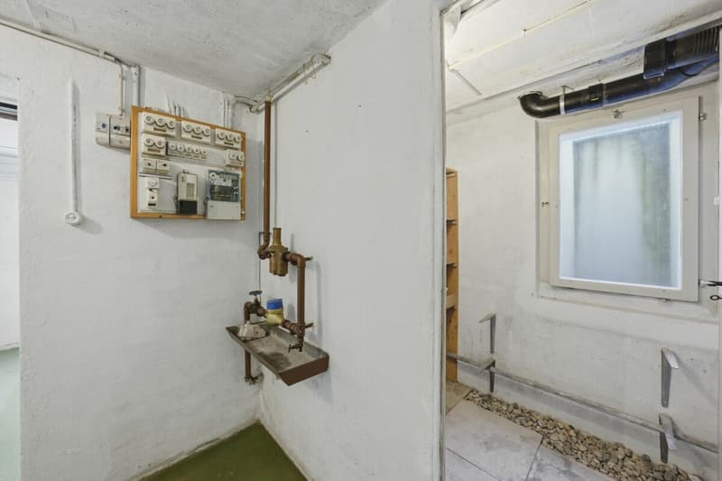Charmantes Doppel-Einfamilienhaus mit Wintergarten und Garage an traumhafter Lage (29)