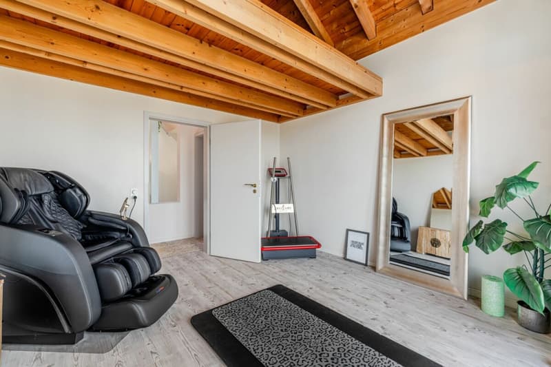 Repräsentative und einmalige Villa an Top-Wohnlage mit attraktiver Seesicht und Einliegerwohnung (34)
