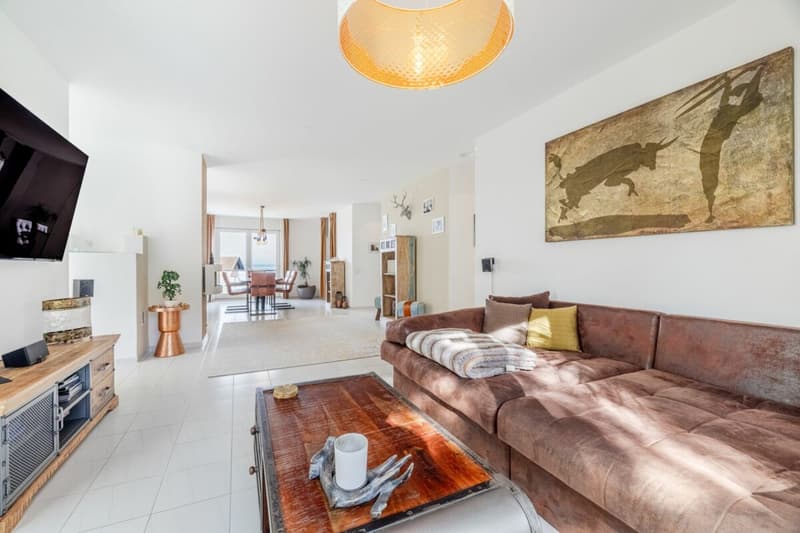 Repräsentative und einmalige Villa an Top-Wohnlage mit attraktiver Seesicht und Einliegerwohnung (9)