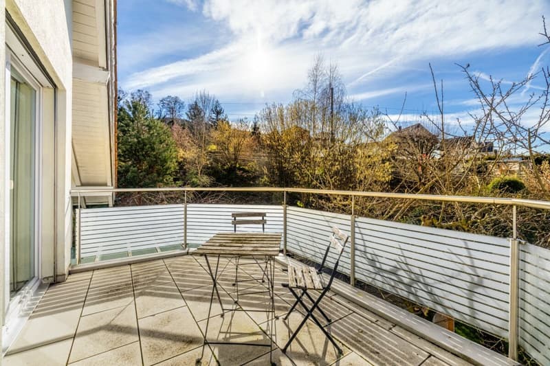 Repräsentative und einmalige Villa an Top-Wohnlage mit attraktiver Seesicht und Einliegerwohnung (43)